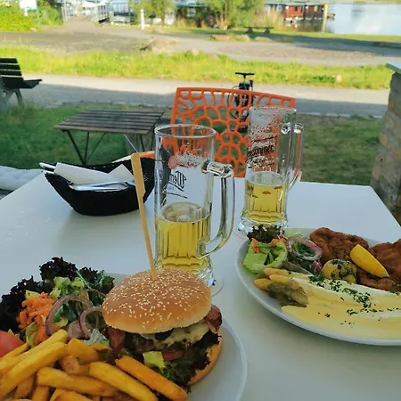 Hausboot-urlaub24_beetzsee *